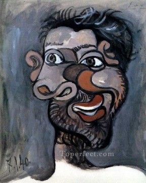 Tete d un homme barbu 1940 Cubistas Pinturas al óleo